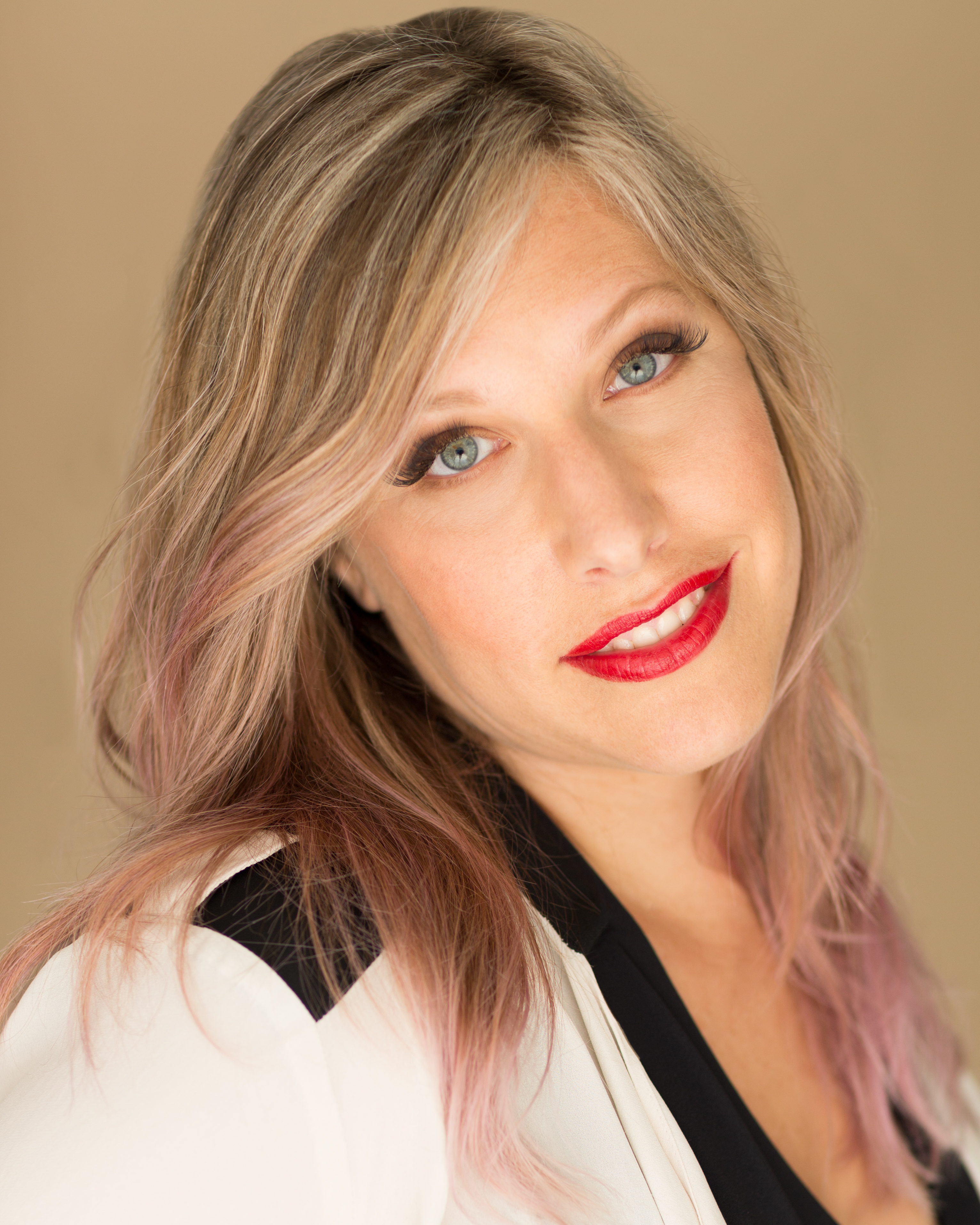 -9Y0A4235-EditCropped